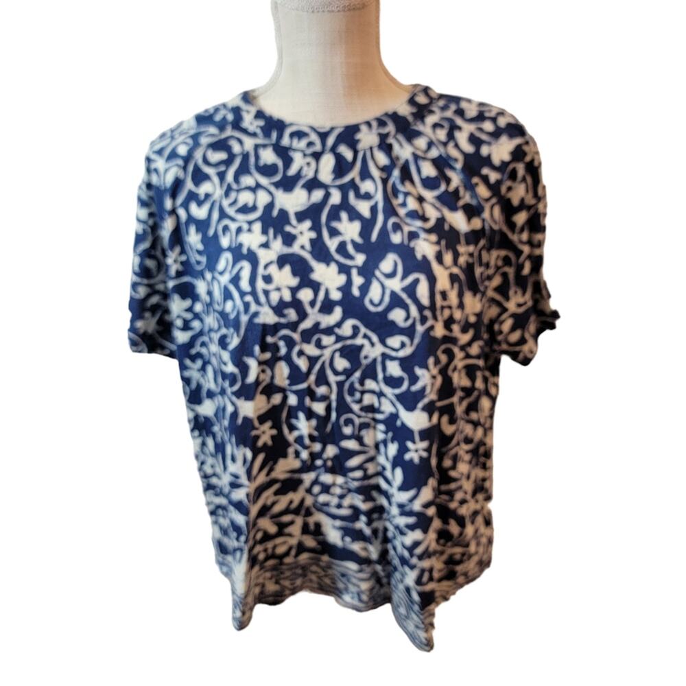 Lucky Brand Blue/White Short Sleeve Swirl Floral Top Size Large